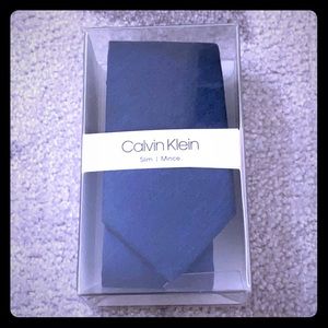 Calvin Klein slim silk blend tie